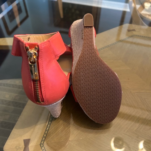Michael Kors orange/salmon espadrille wedges. - Picture 5 of 5